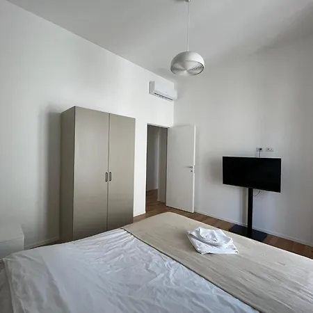 Apartment La Casa Di Zoe - Bocconi, Navigli *